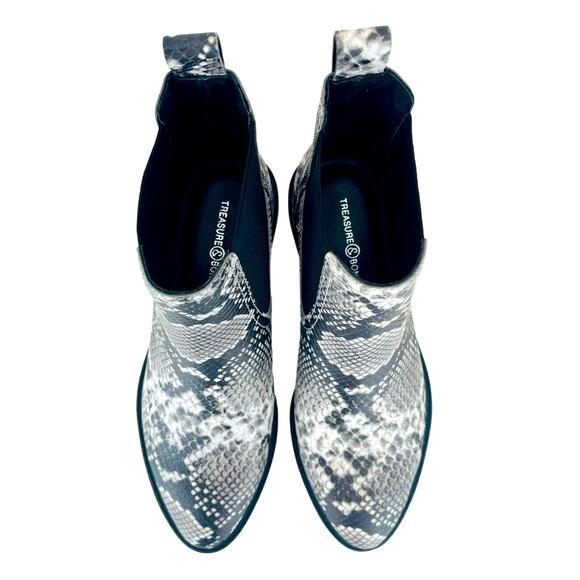 Treasure & Bond Gabriela Women Chelsea Boot Sz 5.5 Faux Leather Snake Print New - Picture 11 of 16